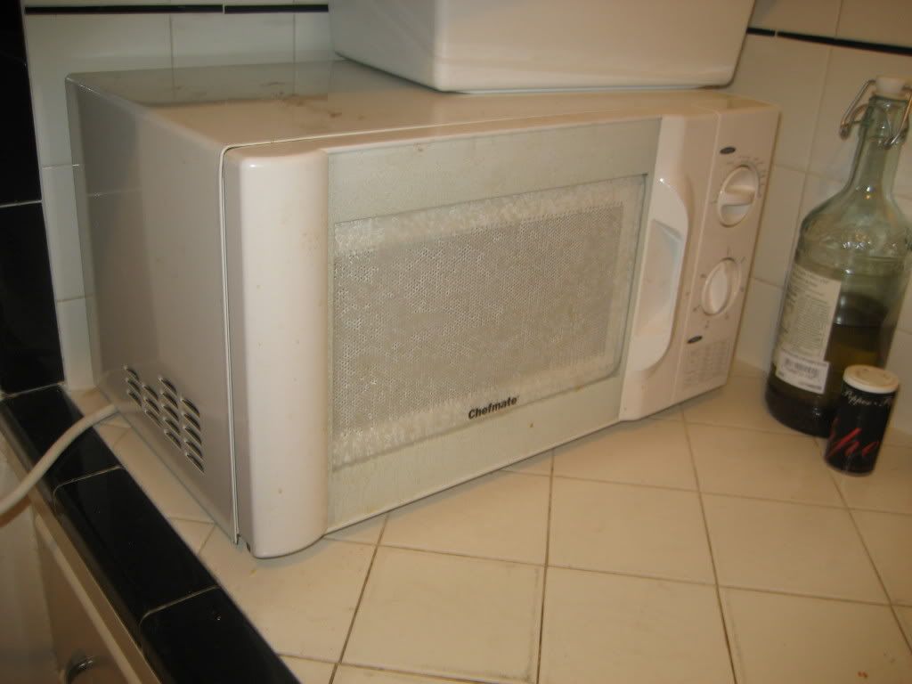 Chefmate 0.6 Cu. Ft. Microwave Photo by mave_bond | Photobucket